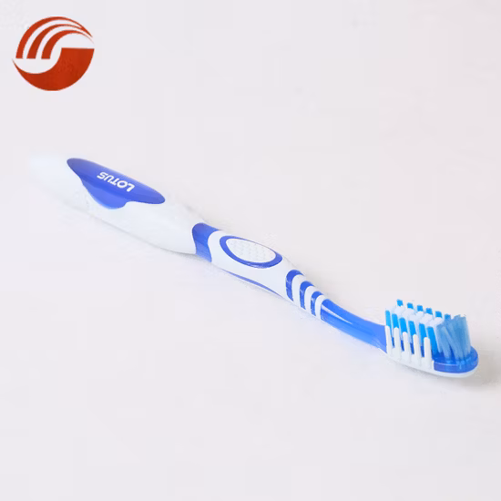 Escova de dentes manual para adultos bem-vinda pelo OEM com massagem nas gengivas