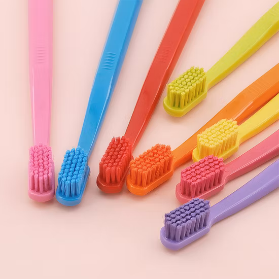Escova de dentes manual para adultos de vendas diretas da fábrica no atacado